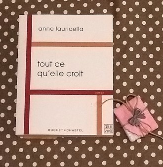 Tout ce qu'elle croit